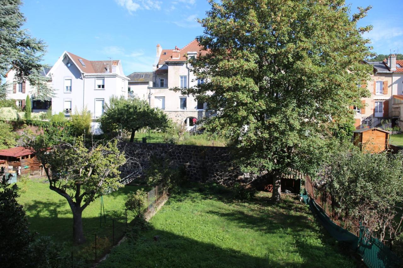 Jourde Vacances Le Puy-en-Velay Exterior foto